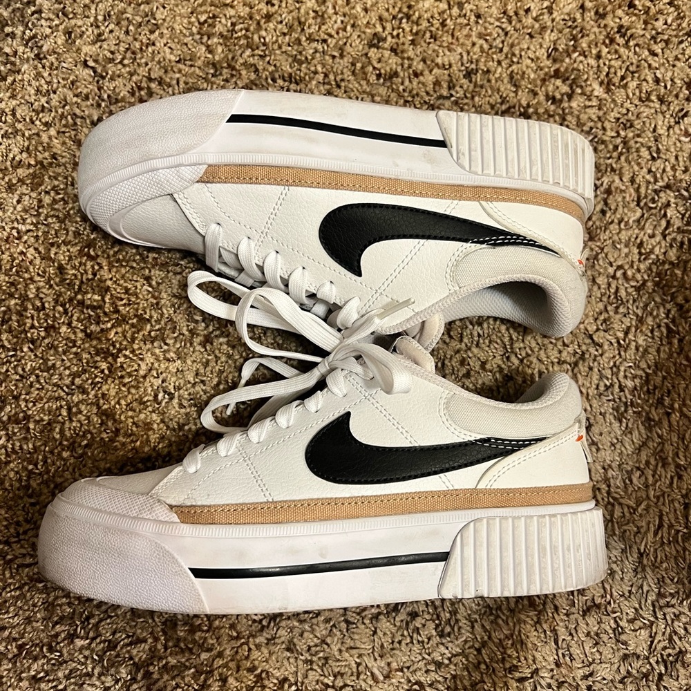 Nike White and Black Sneakers with Tan Accent